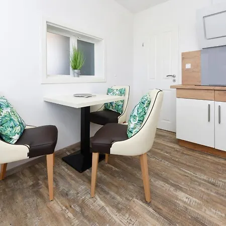 Haus Zur Moewe Moewe 2 아파트 벤세르시엘